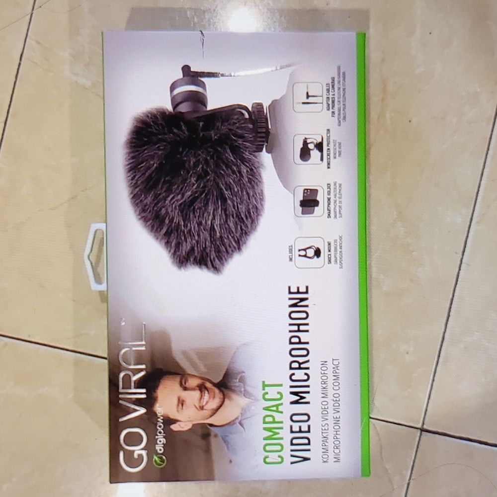 Go viral digipower compact video social media microphone